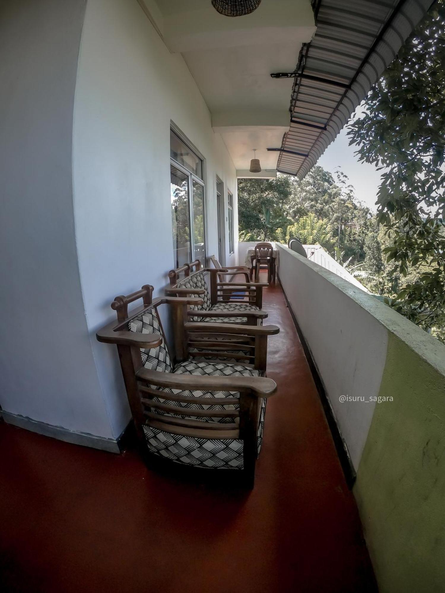 9 Arch View Rest Inn Ella Buitenkant foto