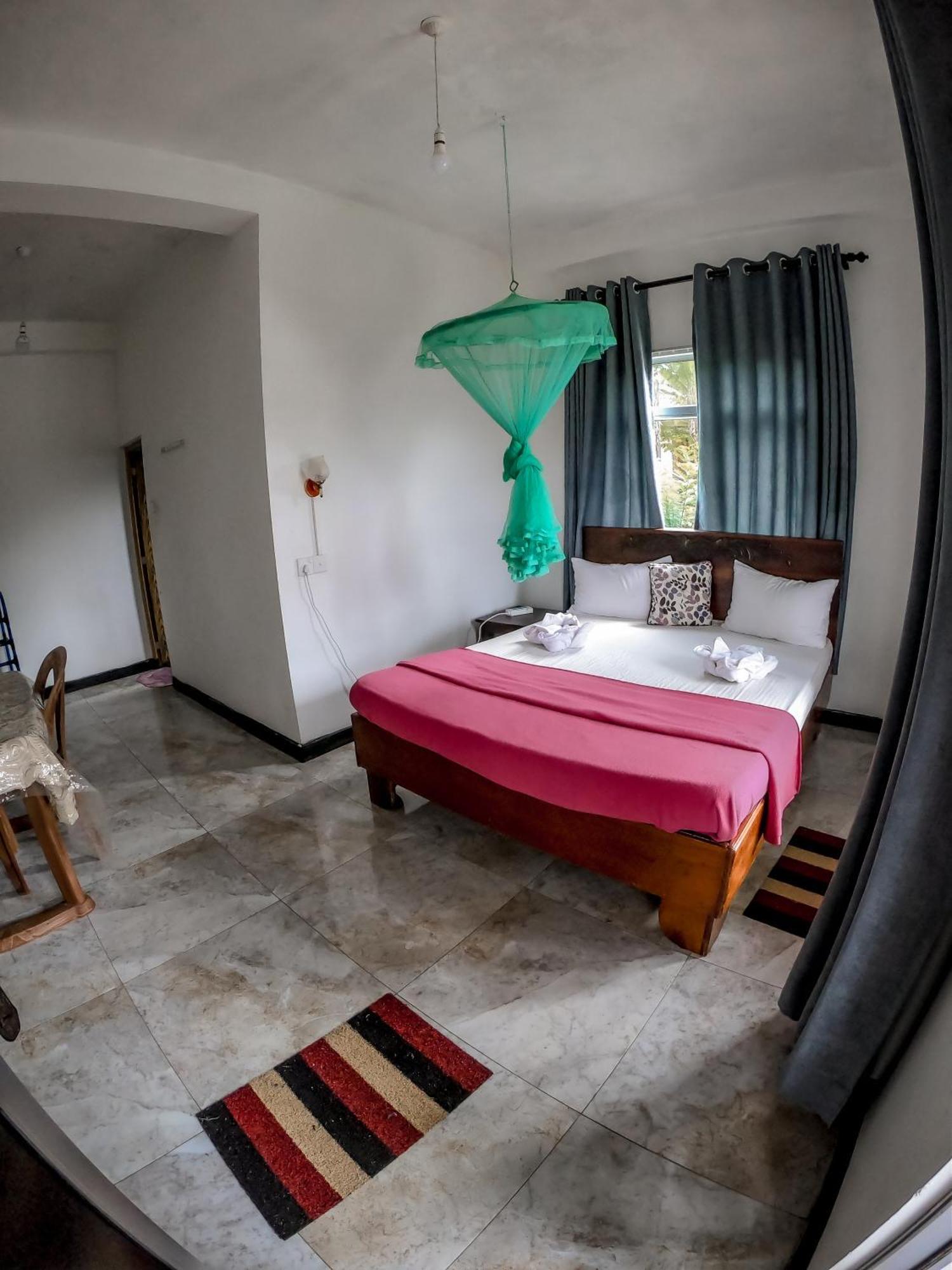 9 Arch View Rest Inn Ella Buitenkant foto