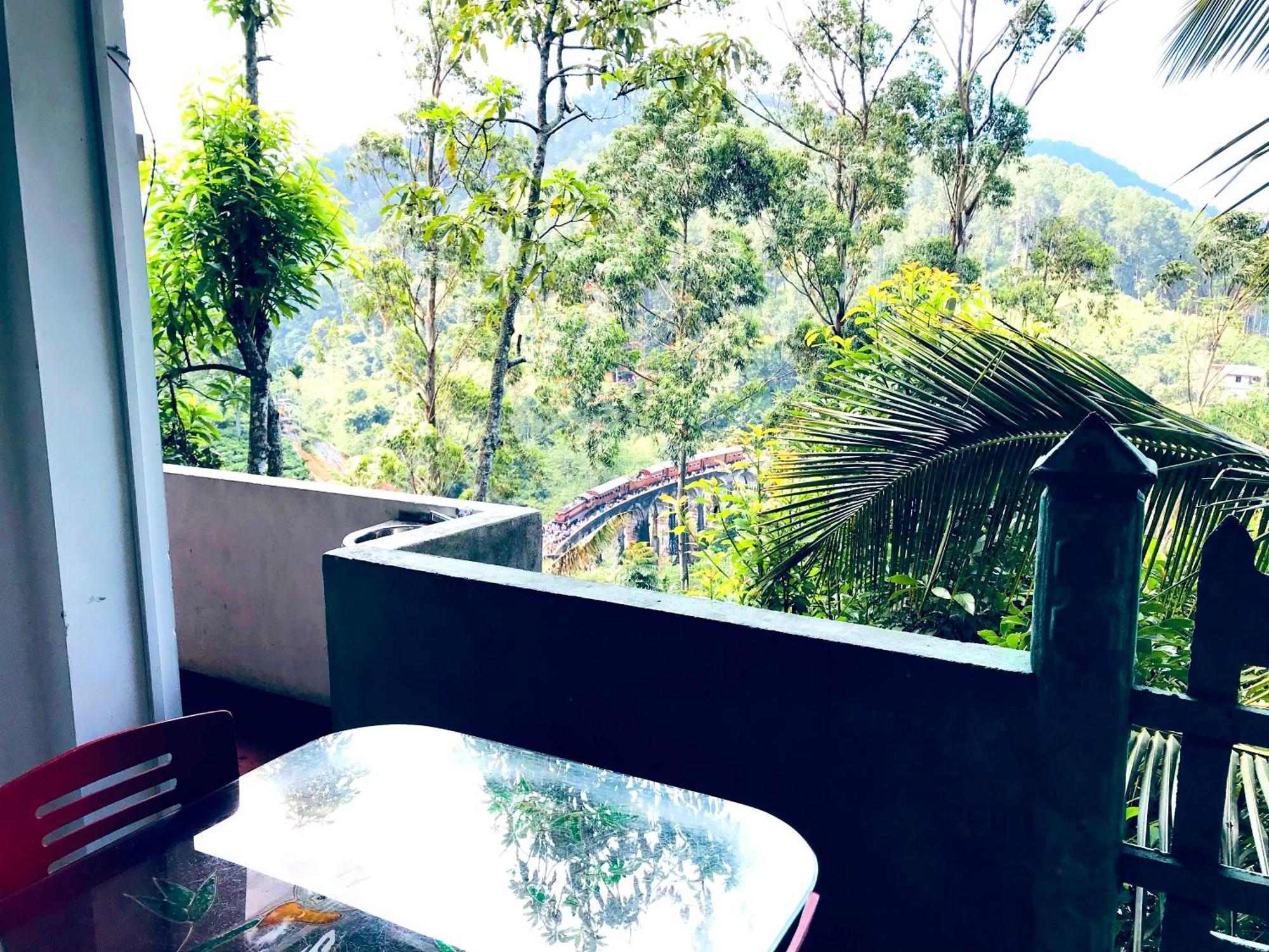 9 Arch View Rest Inn Ella Buitenkant foto